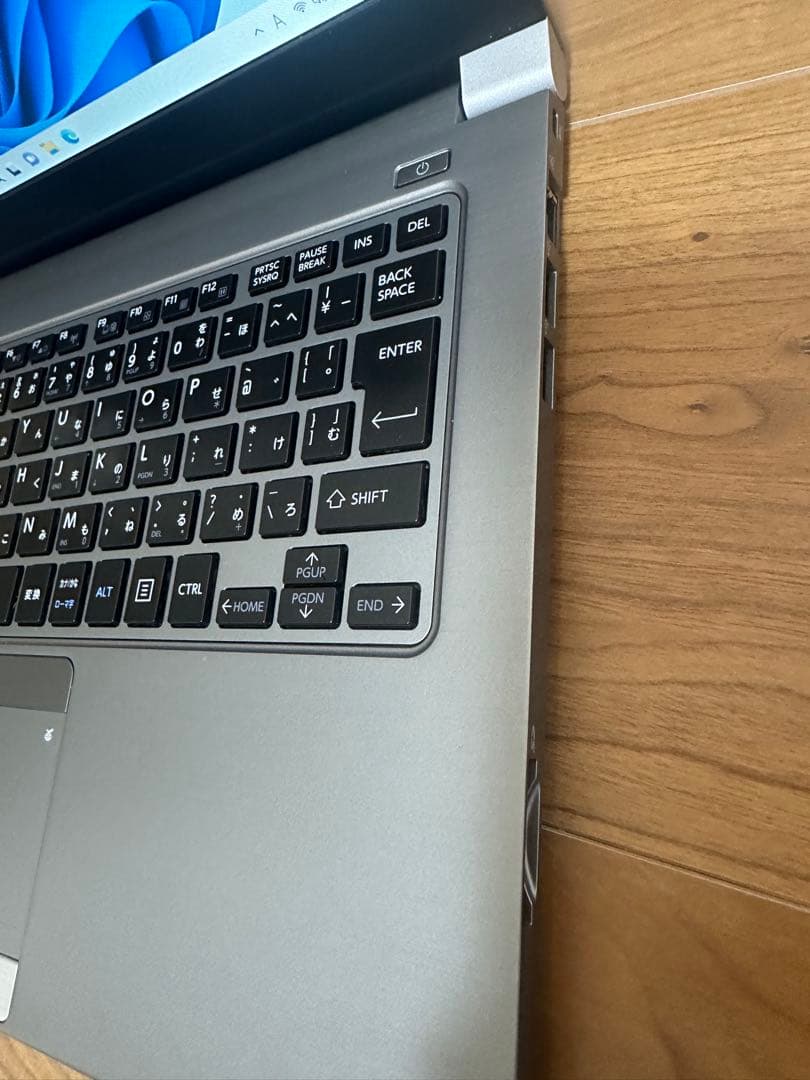 東芝W11 Pro SSD128GB メモリ4GB Office2024付き