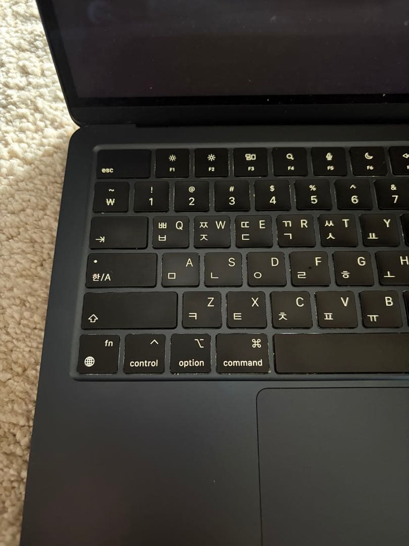 Apple MacBook ミッドナイト M2 2022 16GB/256GB