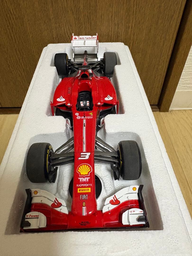 マテルエリート1/18フェラーリ F138 Ｆ.アロンソ チャイナGP 2013