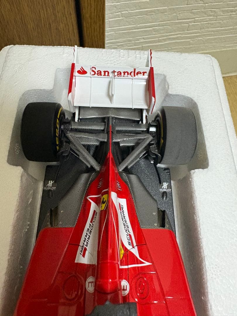 マテルエリート1/18フェラーリ F138 Ｆ.アロンソ チャイナGP 2013
