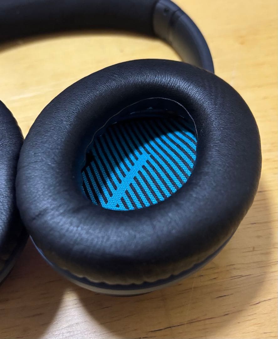 ヘッドホン BOSE QuietComfort25