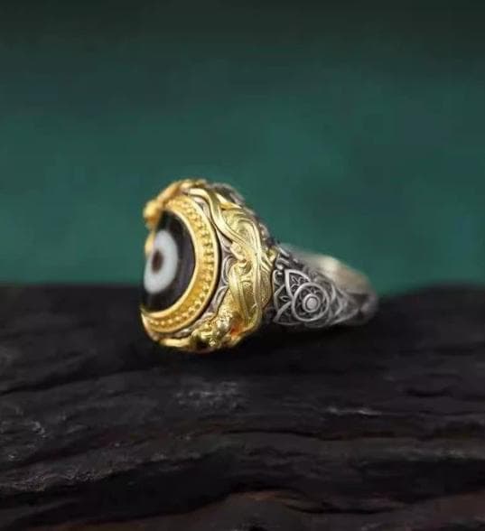 金龍と天眼珠の特別なリング - 手彫り細工 / 開運・パワーストーン