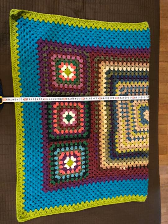 グラニースクエア  ブランケット　マルチカバー　ハンドメイド　かぎ針編み