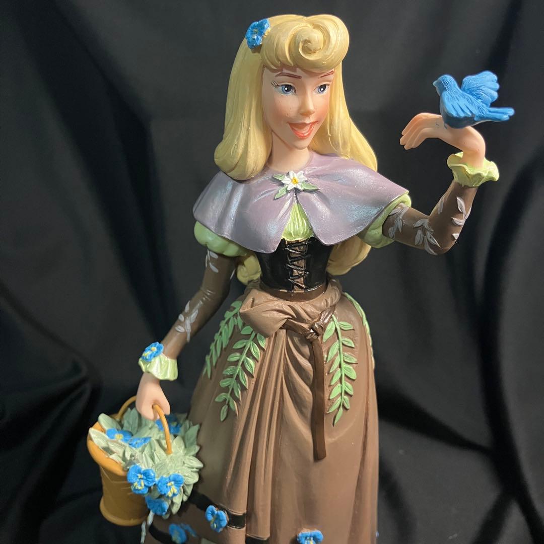 【匿名配送/新品】Disney/エネスコ/眠れる森の美女/オーロラ姫/フィギュア