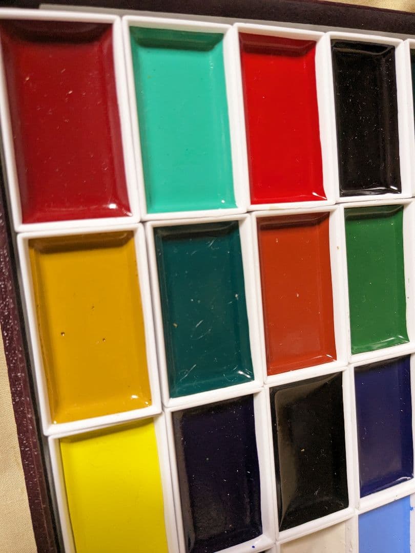 吉祥　顔彩24色セット、玄林堂　青玄・膠・筆2本