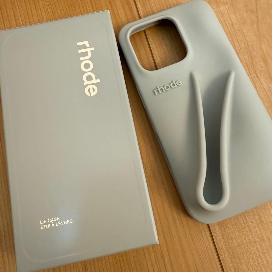rhode lip case iPhone16Pro グレー