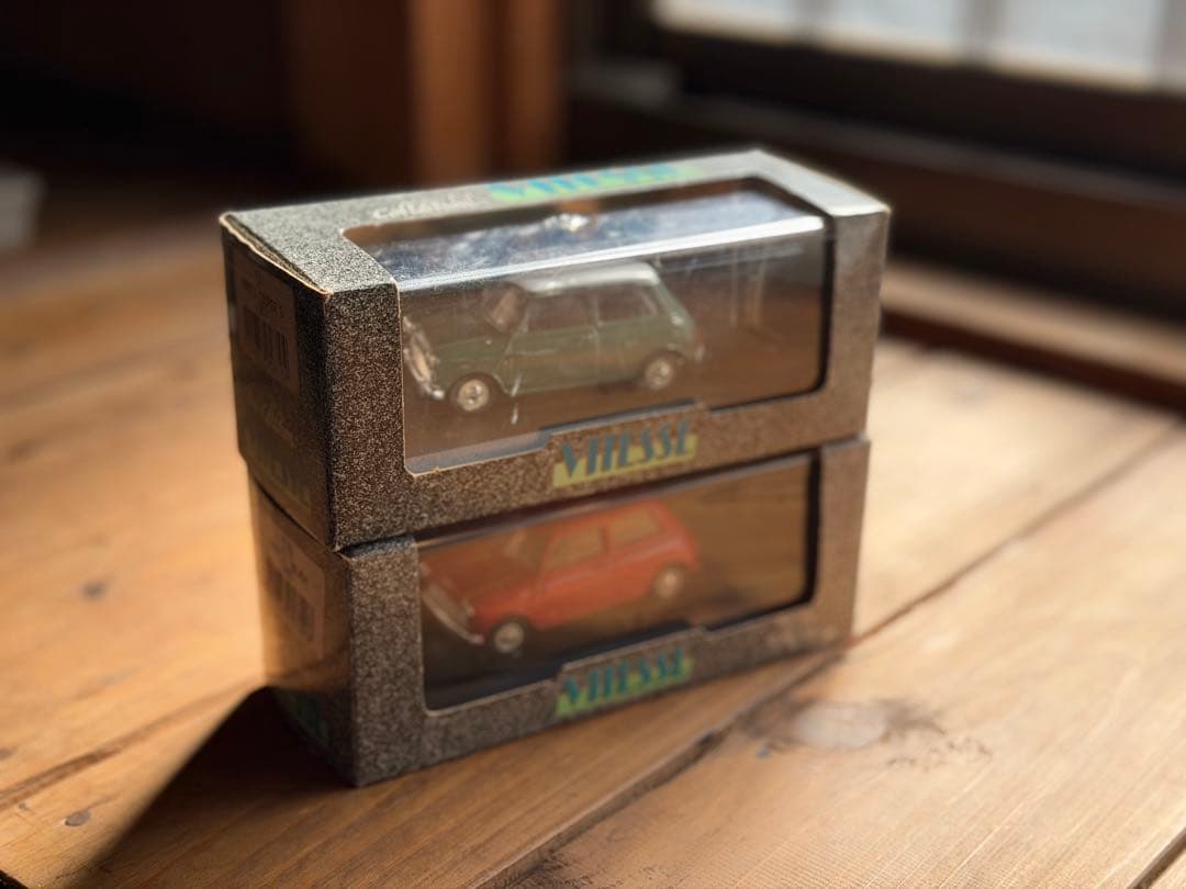 ミニ　VITESSE ミニカー 2台セット