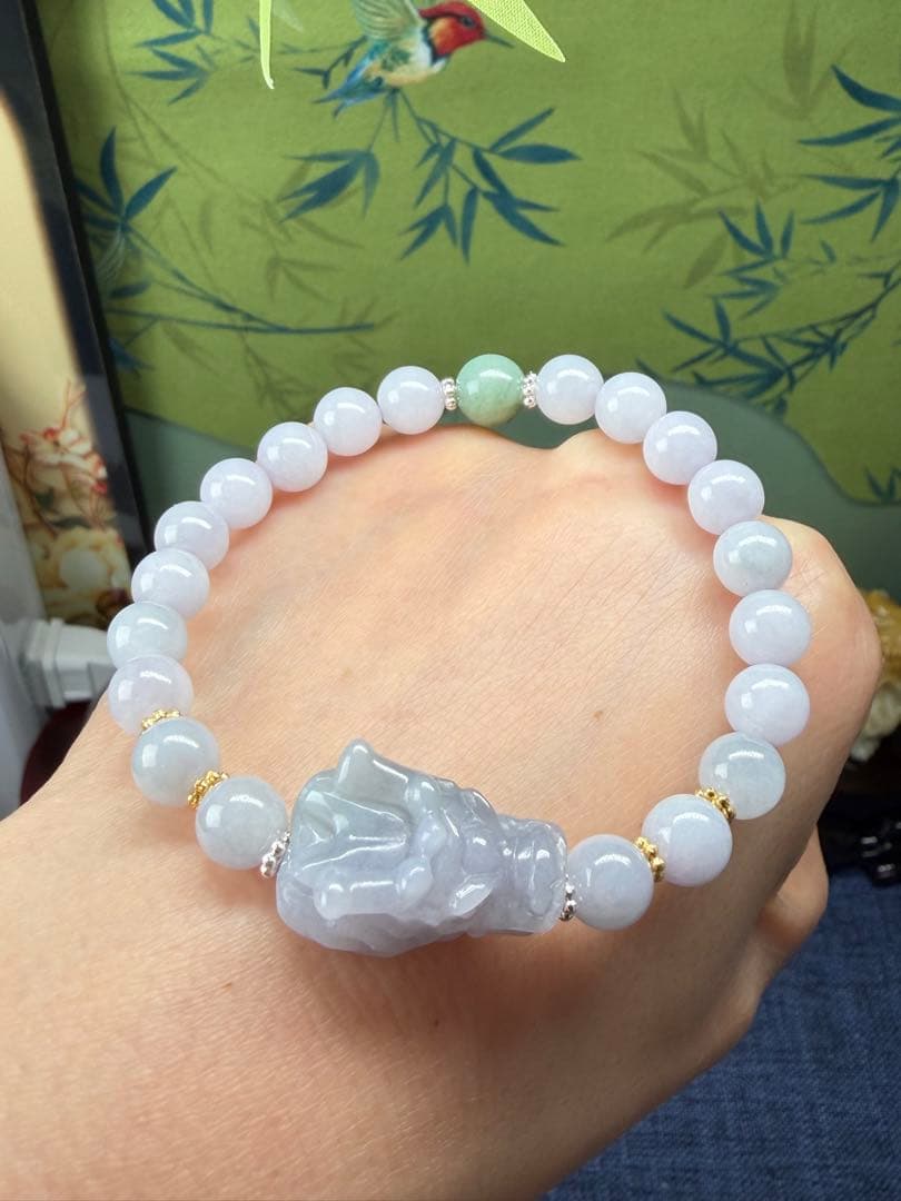 新年お祝い✨第一弾❣️ 天然A貨翡翠　開運龍神様ブレスレット