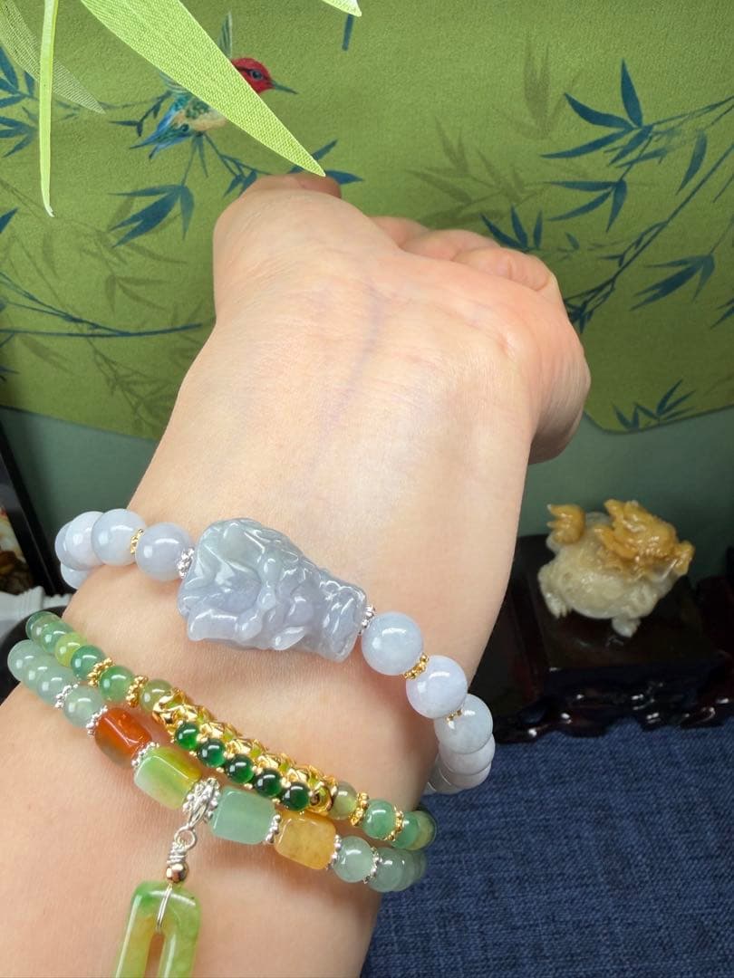 新年お祝い✨第一弾❣️ 天然A貨翡翠　開運龍神様ブレスレット
