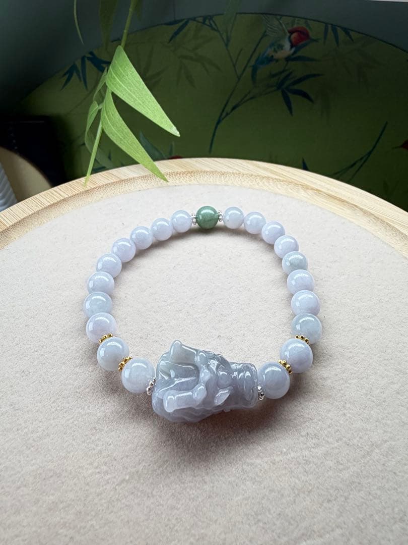 新年お祝い✨第一弾❣️ 天然A貨翡翠　開運龍神様ブレスレット