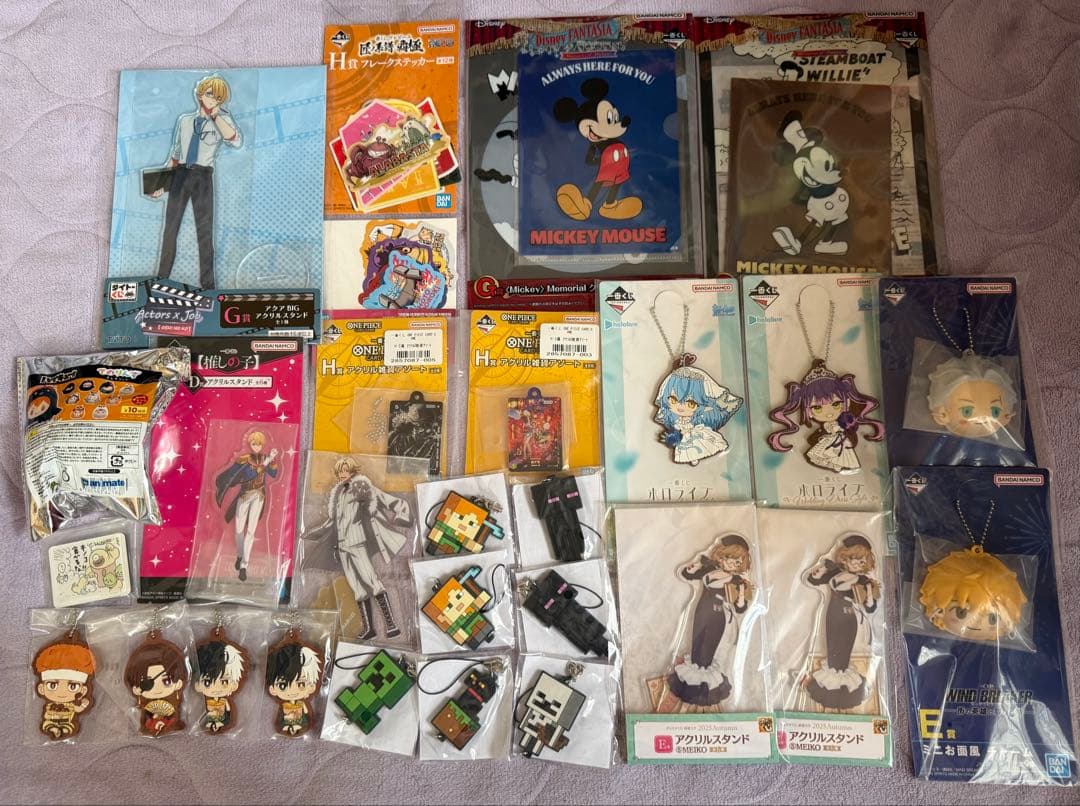 アニメグッズ まとめ売り 150点 以上 100cmダンボール