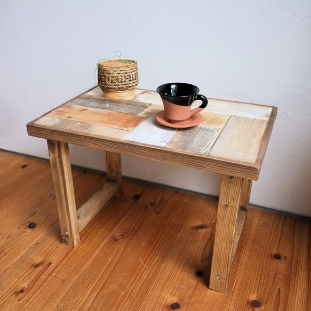 モザイク柄のカフェテーブル　インダストリアル 【ハンドメイド家具】