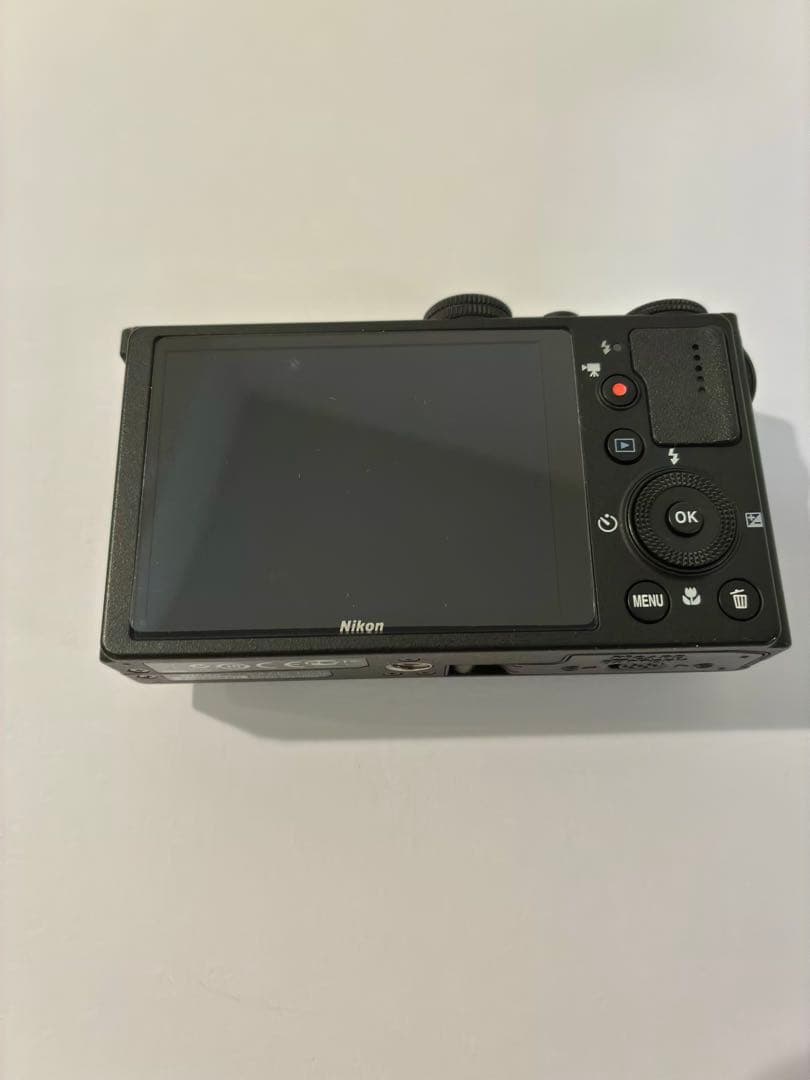 Nikon COOLPIX P330 ブラック