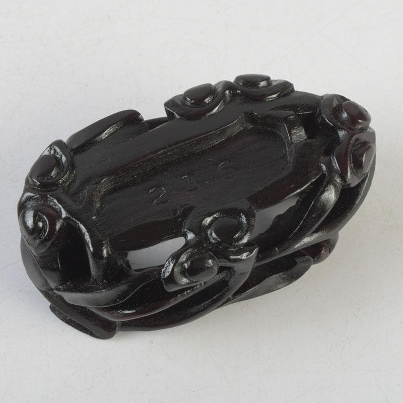 中国　玉石青晶石彫刻　双鶴刻　置物　唐木台付　V　9996