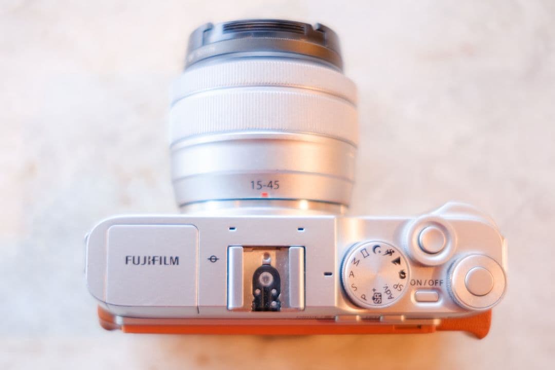 富士フイルムミラーレス一眼カメラ X-A7レンズキット X-A7LK-CA