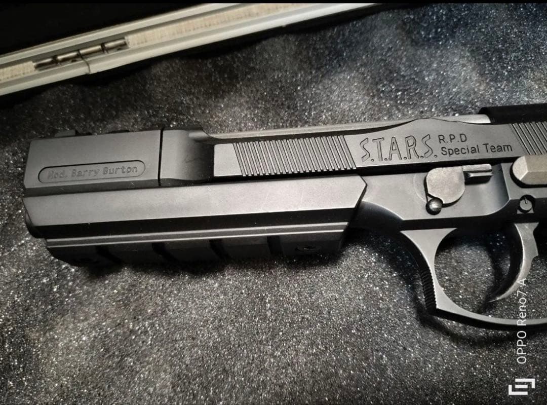 【美品】東京マルイ　バイオハザード サムライエッジ　バリーバートン