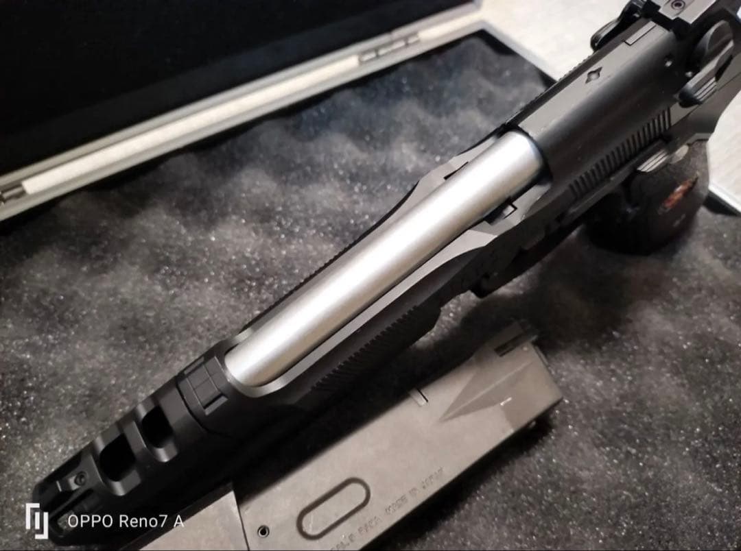 【美品】東京マルイ　バイオハザード サムライエッジ　バリーバートン