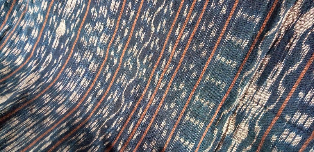 イカット(絣)　グァテマラ製　ベッドカバー　　ソファーカバー　マルチクロス