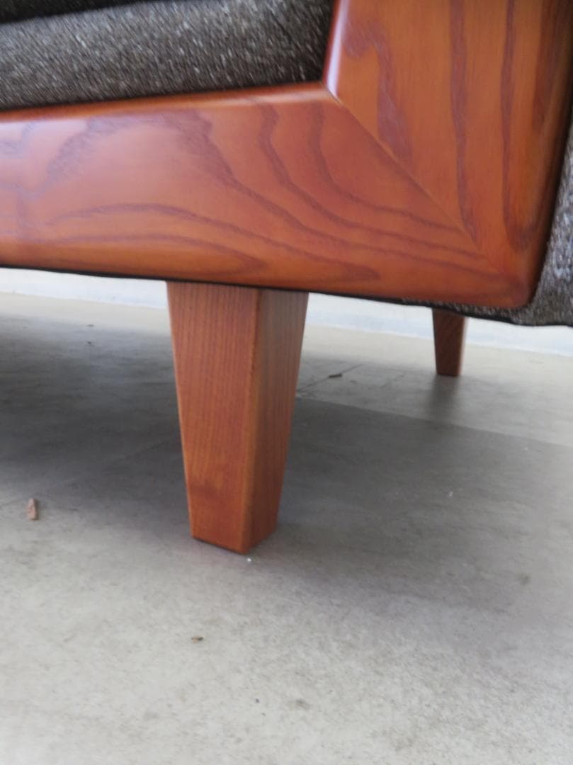 展示品■ACMEアクメファニチャー■ウィンダン■3人掛けソファ■35万■フェザー