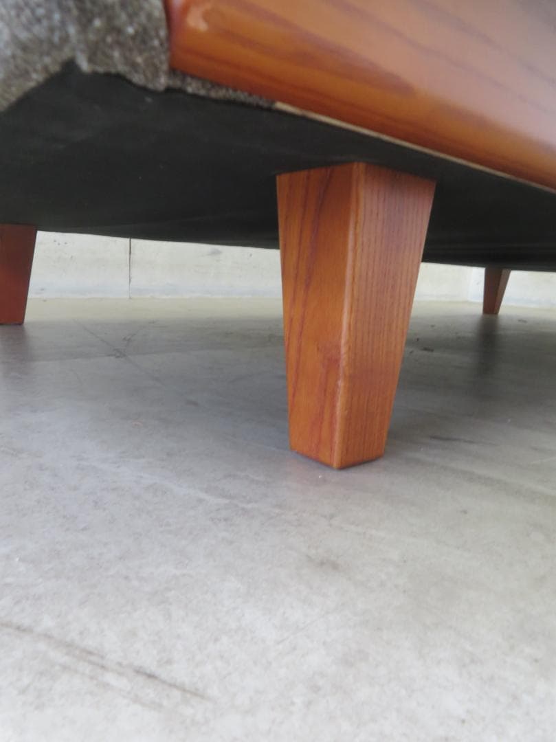 展示品■ACMEアクメファニチャー■ウィンダン■3人掛けソファ■35万■フェザー