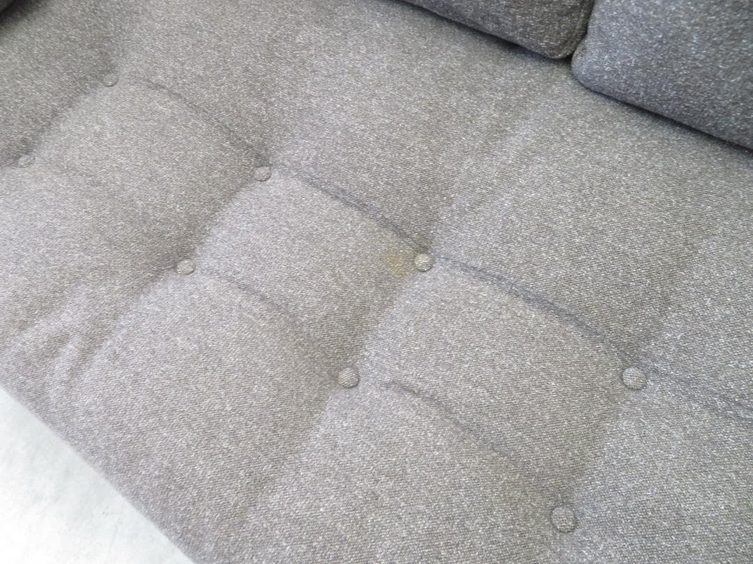 展示品■ACMEアクメファニチャー■ウィンダン■3人掛けソファ■35万■フェザー