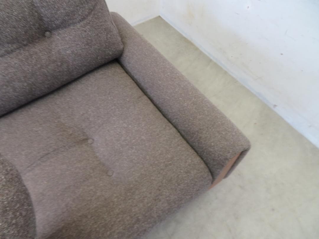 展示品■ACMEアクメファニチャー■ウィンダン■3人掛けソファ■35万■フェザー