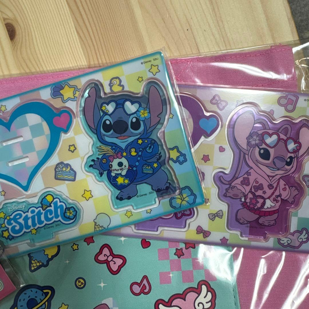 ハッピーくじ　スティッチ トート　アクスタ　チャーム　シール　まとめ