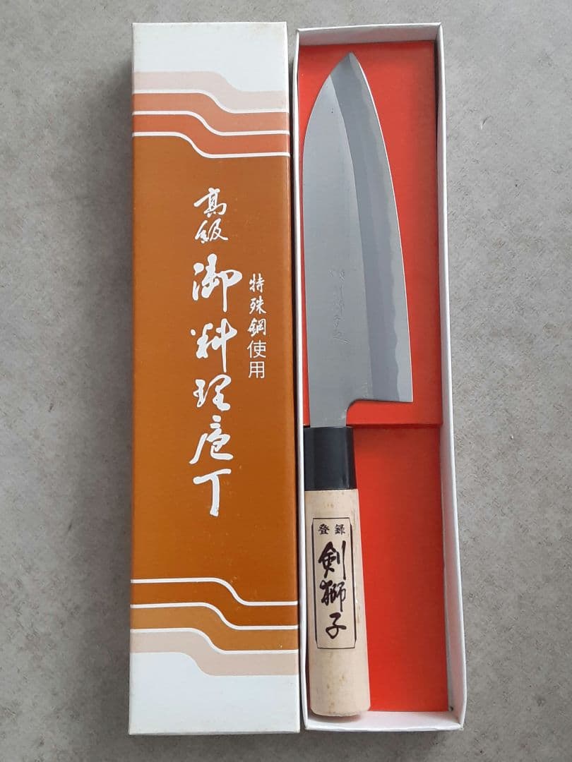 越後鍛冶 が作った磨き三徳包丁 ６本セットEセット