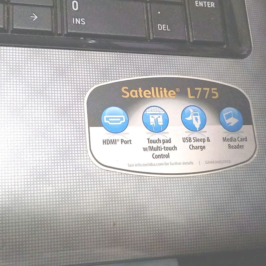 東芝satellite L775-S7111(米国版)