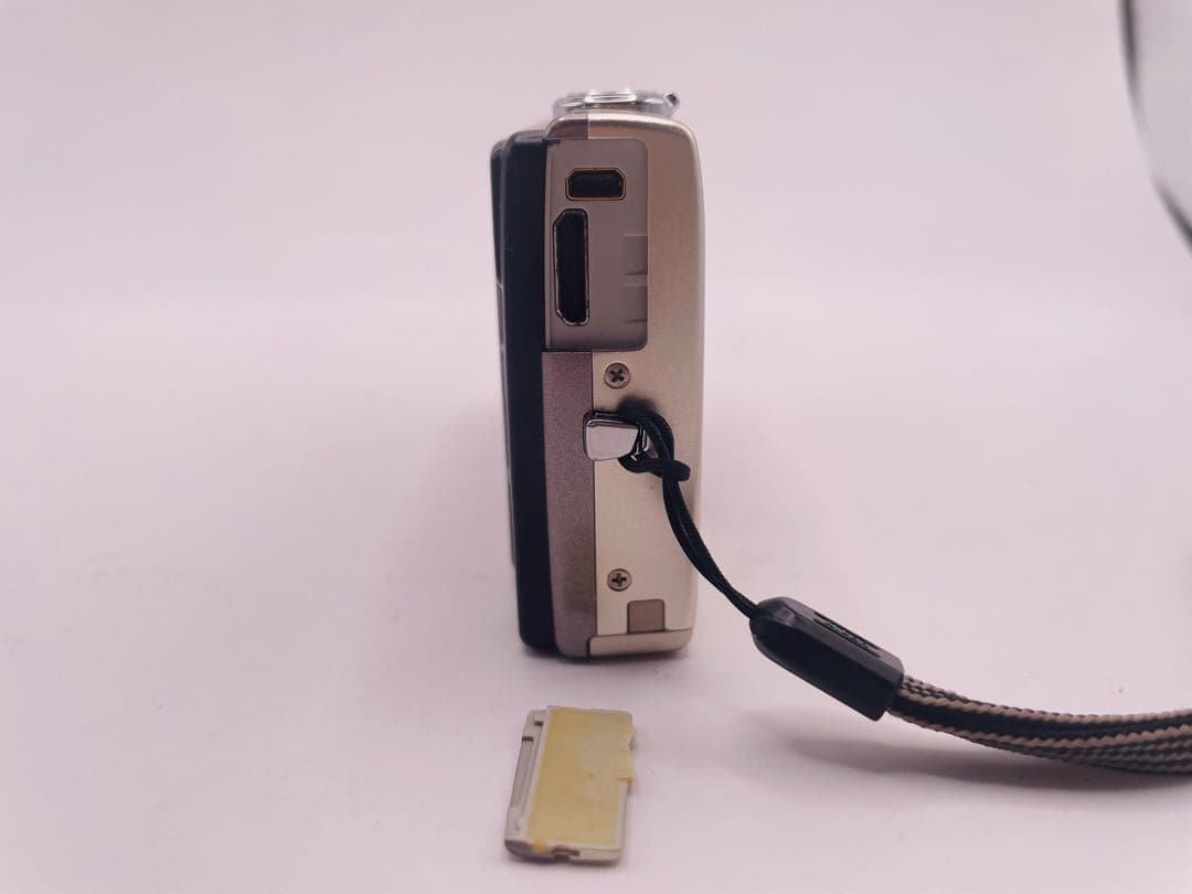 デジタルカメラ Nikon coolpix S6000