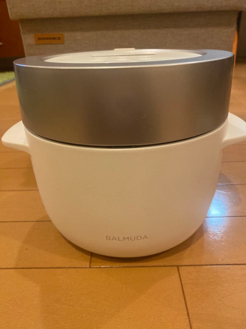 バルミューダ 3合炊き電気炊飯器 BALMUDA K03A-WH