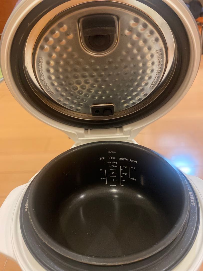 バルミューダ 3合炊き電気炊飯器 BALMUDA K03A-WH