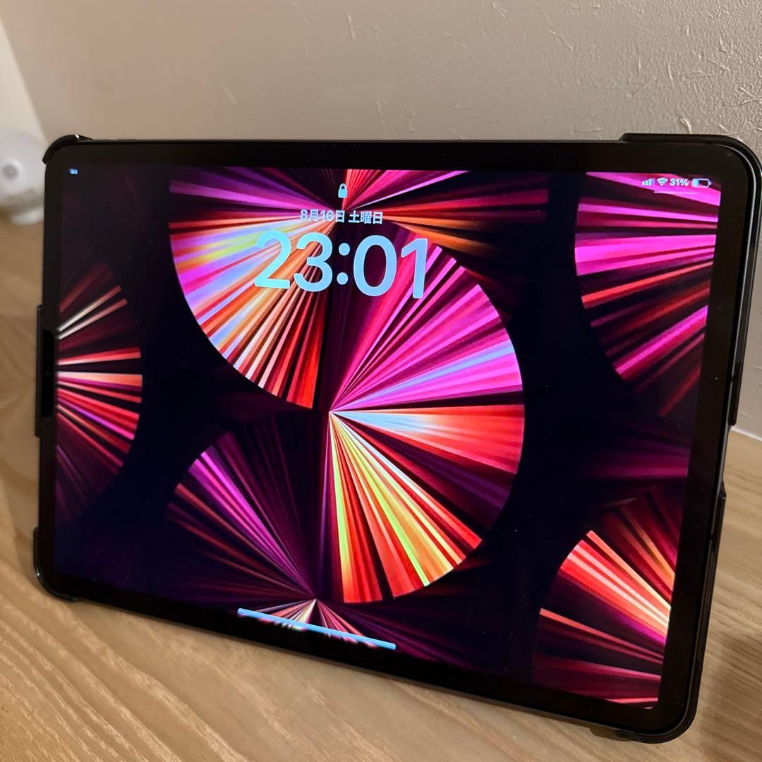 iPad Pro 11インチ　第3世代　セルラーモデル