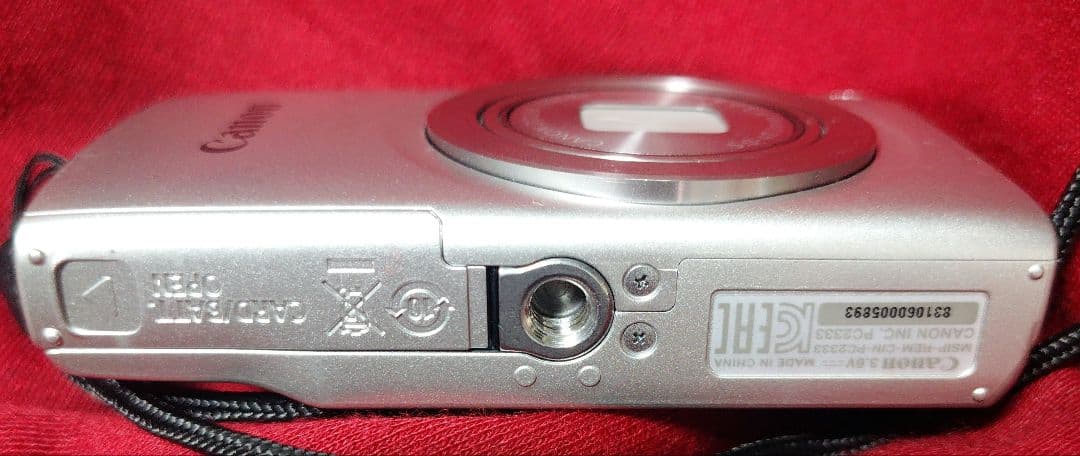 CANON IXY 200 コンパクトデジタルカメラ シルバー メモリーカード付