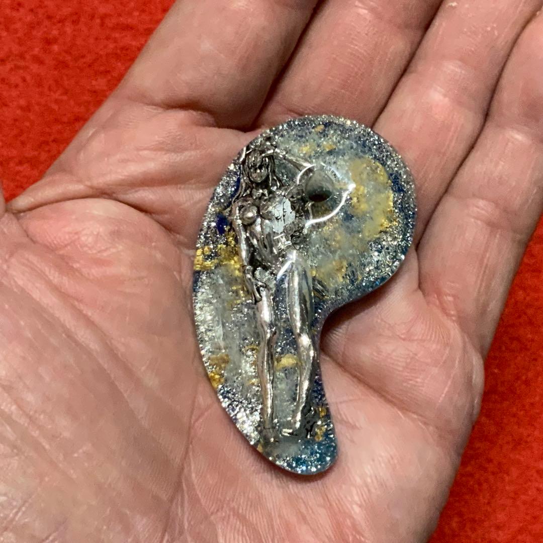 2344⬛️魅惑せし者/美しき女夢魔リリス/ウォーリアバニーver⬛️波動コア