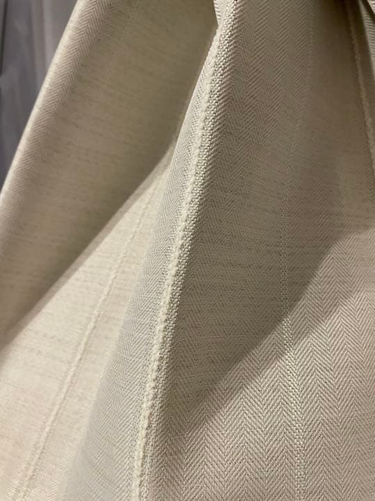 美品　布カーテン　2枚