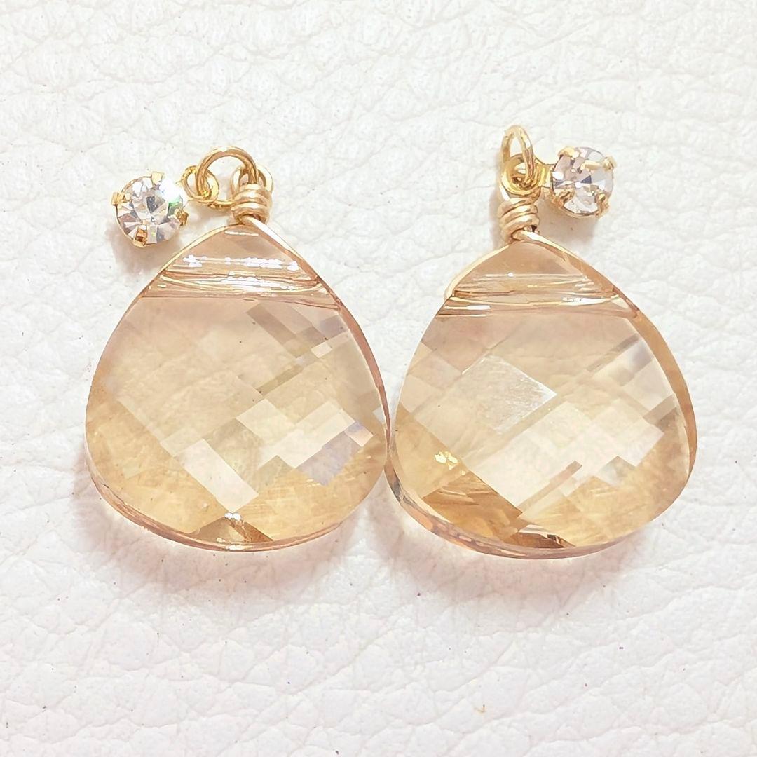 SWAROVSKIのチャーム〈No.B743〉