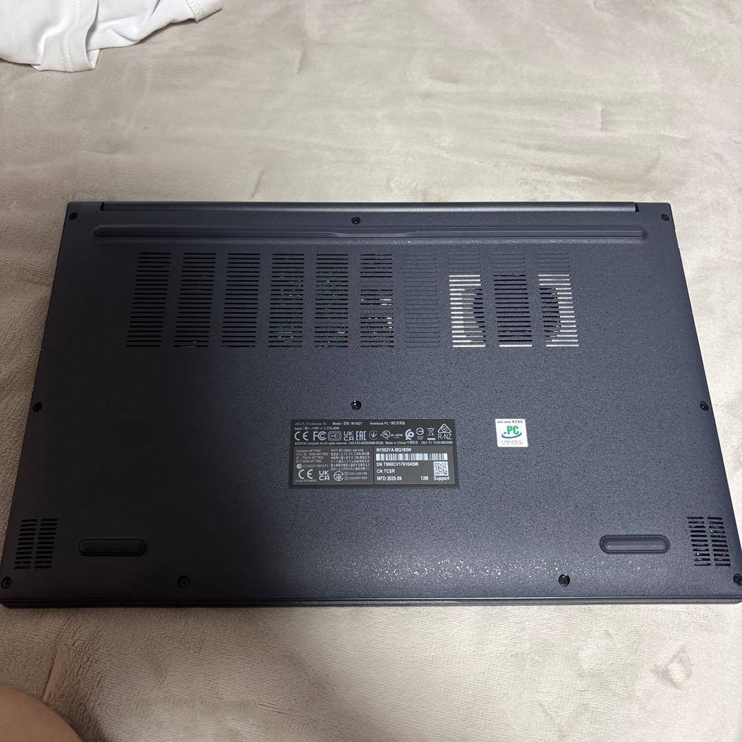 ASUS Vivobook 15.6インチ ブラック