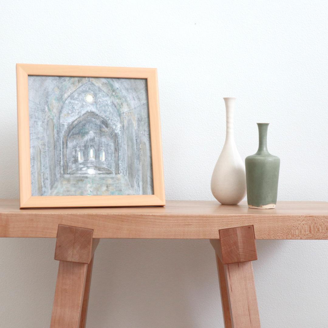 心を癒す教会アート｜光と影が交差する教会｜神聖な光を届ける日本画インテリア