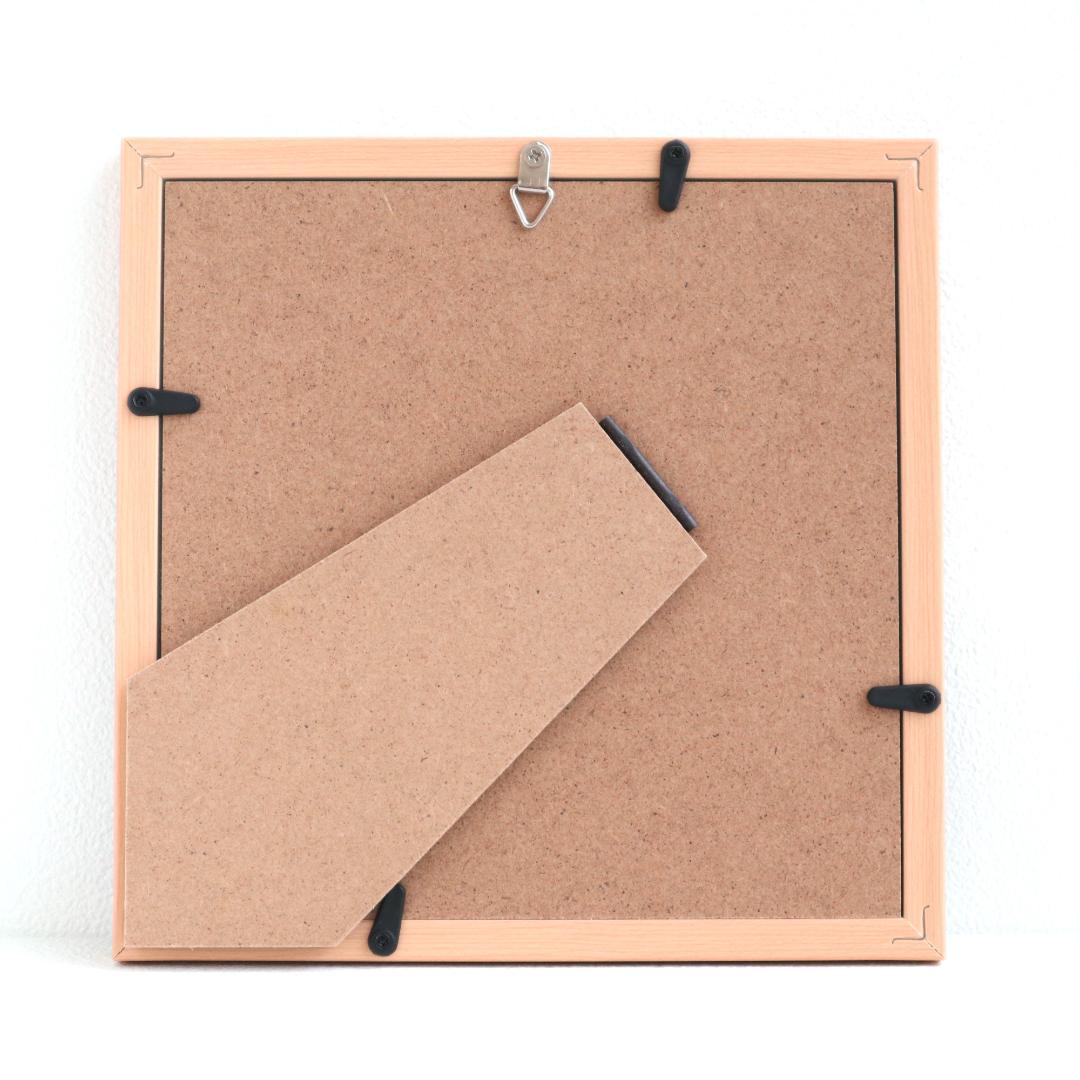 心を癒す教会アート｜光と影が交差する教会｜神聖な光を届ける日本画インテリア