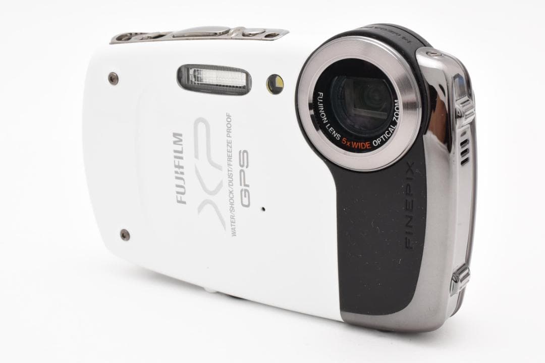 【極美品】FUJIFILM FINEPIX XP30 ホワイト　動作確認済