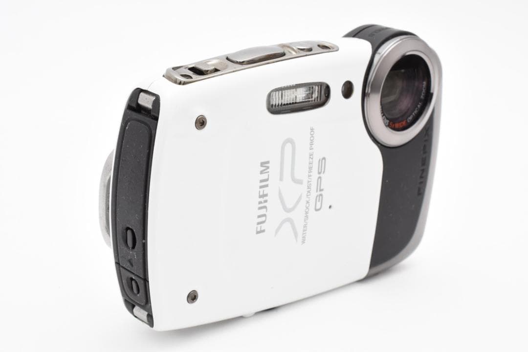 【極美品】FUJIFILM FINEPIX XP30 ホワイト　動作確認済