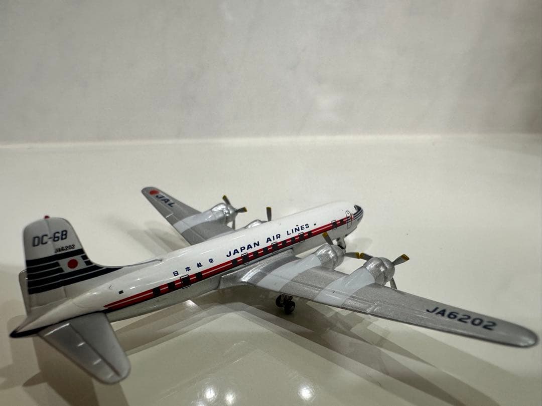 JAL DC-6B City of Kyoto1/400ダイキャストモデル