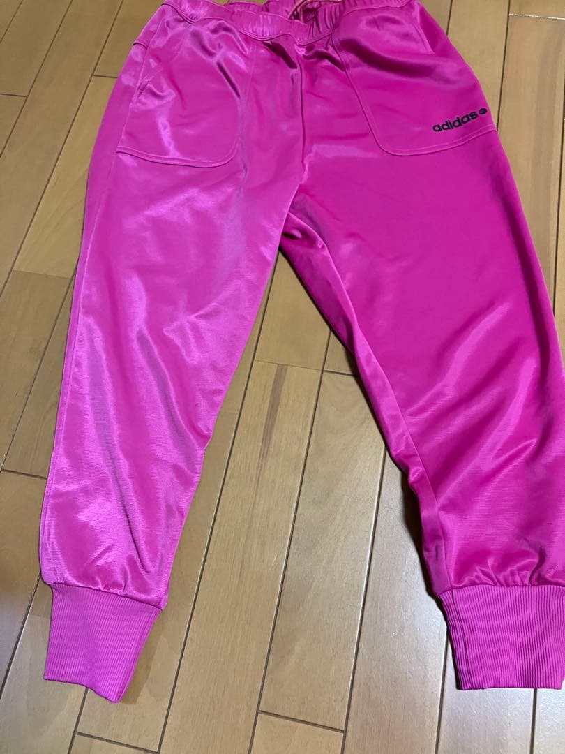 ももクロ　日テレポシュレ　adidasコラボジャージピンク　ストラップ付き　xs