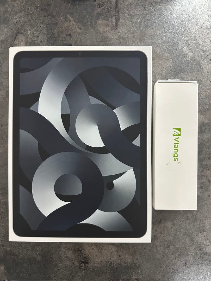 iPad Air (第5世代) Wi-Fi 64GB (フィルム付本体+ペン)