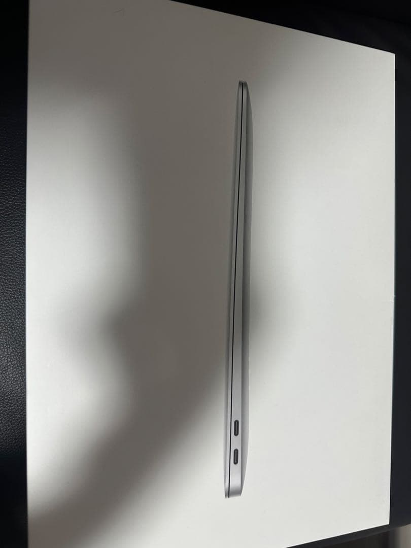 MacBook Air M1 メモリ8GB 256GB