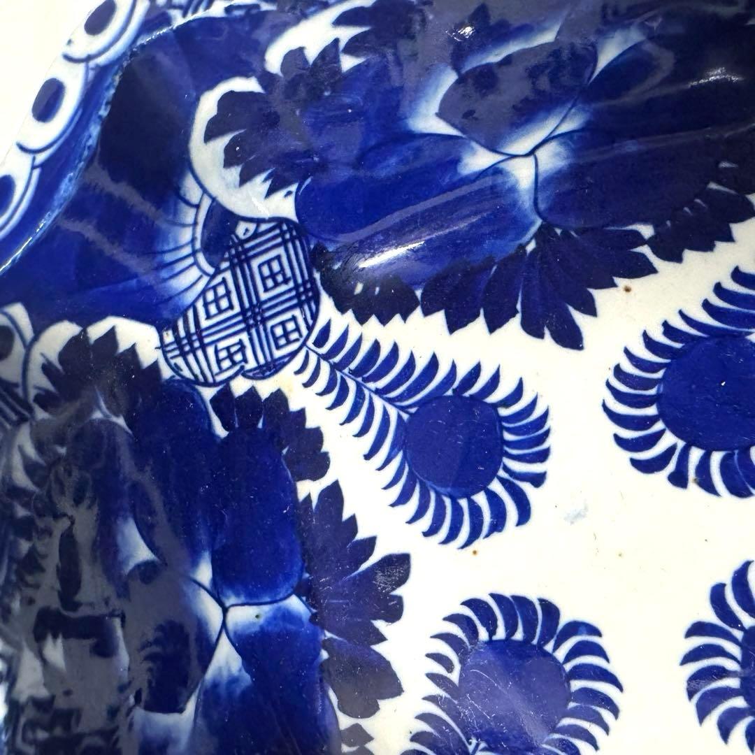 骨董皿　明治時代の染付角鉢　器　角鉢　隅切り　藍皿　デザイン皿