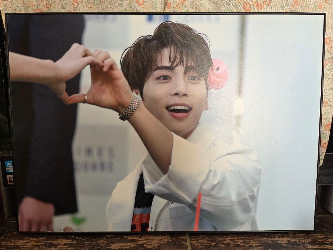 SHINee ジョンヒョン ペンカフェ 額縁 フォトフレーム