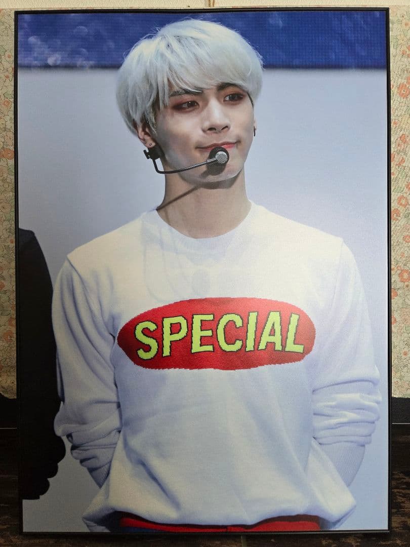 SHINee ジョンヒョン ペンカフェ 額縁 フォトフレーム