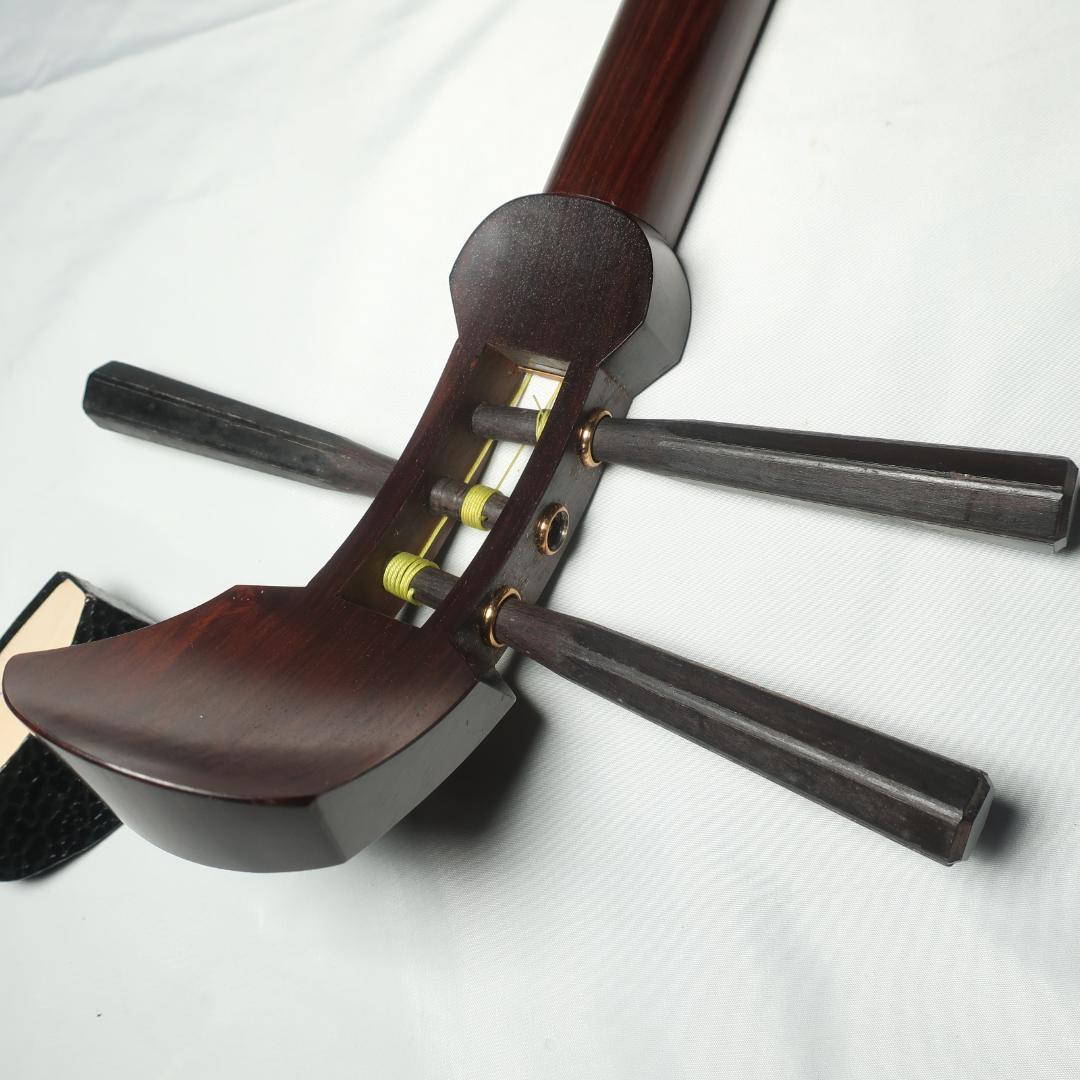 三味線 中棹 ハードケース 鼈甲撥 付属 地唄 和楽器 E26